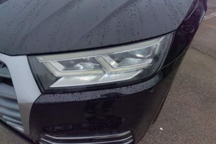 Used Audi Q5L 2018 45 TFSI Prestige Fashion Edition China V Emission Standard Left Front Headlight