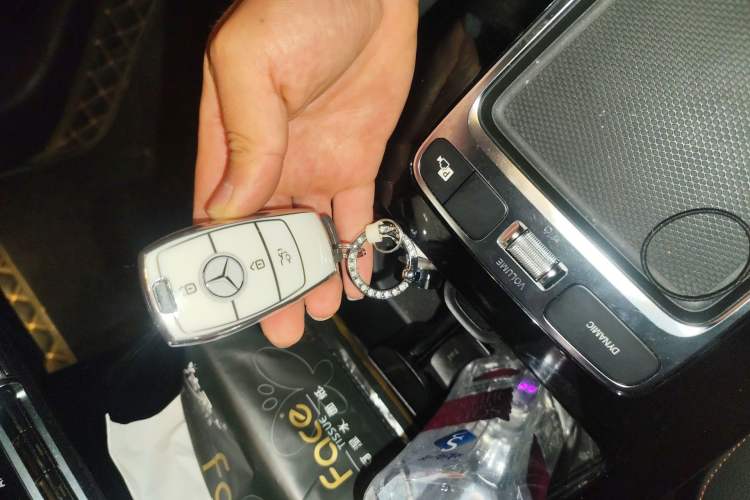 Used Mercedes-Benz A-Class 2024 Updated A 200 L Fashion Version Vehicle Key