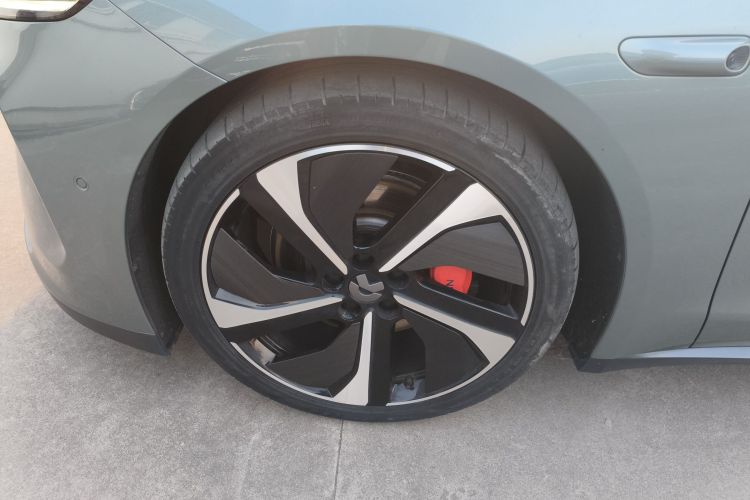 Used Nio ET7 2022 100kWh First Edition Left Front Wheel Hub