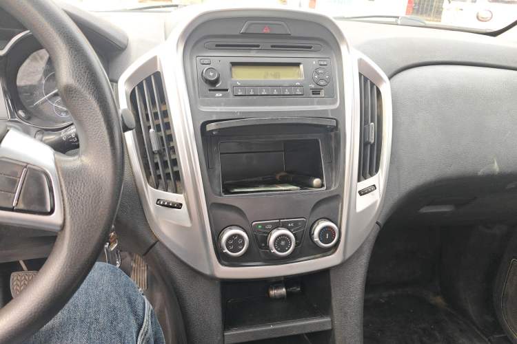 Used JMC Baodian 2020 2.5T Diesel Two-Wheel Drive Comfort Edition Long Wheelbase JX4D25A6L