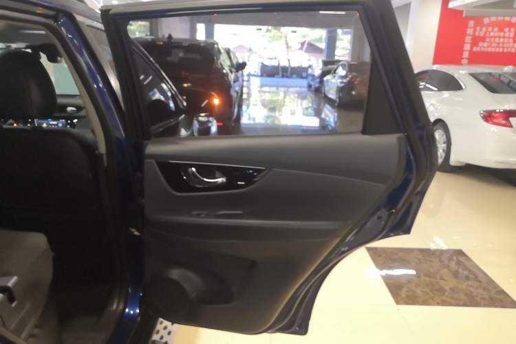 Used Nissan X-Trail 2019 2.0L CVT Smart Connect Comfort Edition 2WD