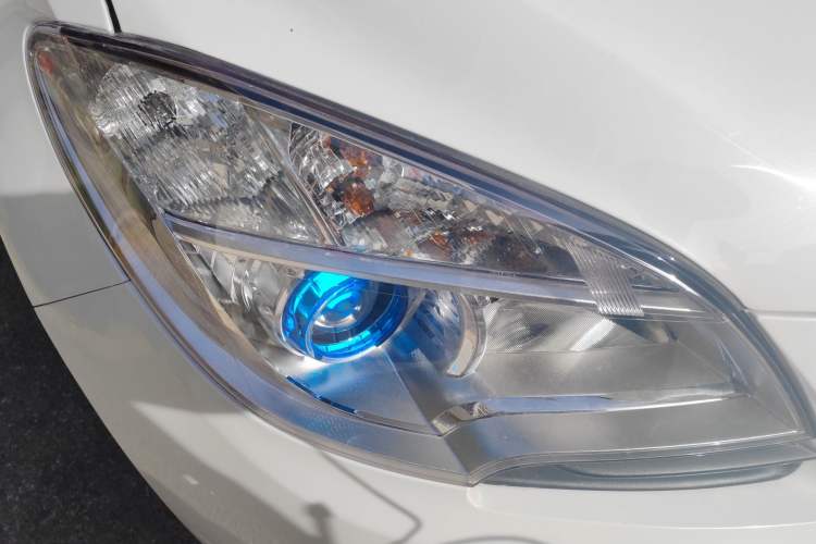 Used Buick Encore 2014 1.4T Automatic All-Wheel-Drive Flagship Edition
