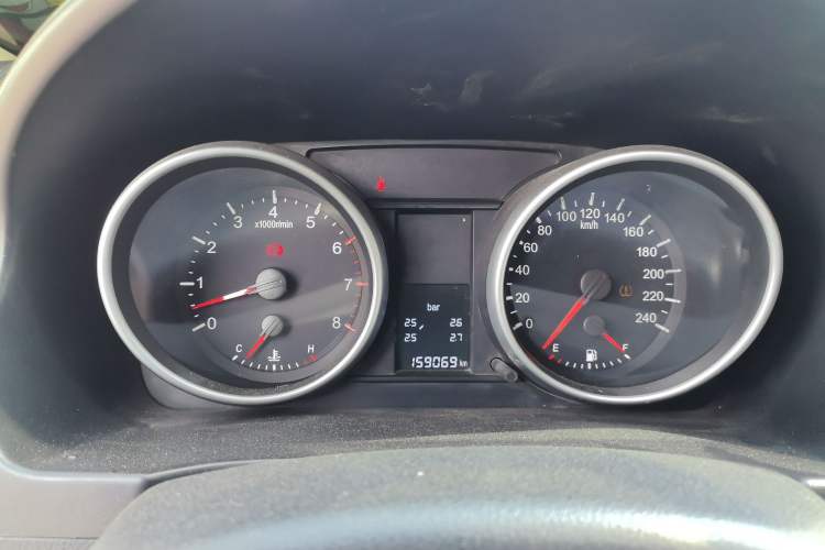 Used Haval H6 2011 2.0L Manual Two-Wheel Drive Urban Version
