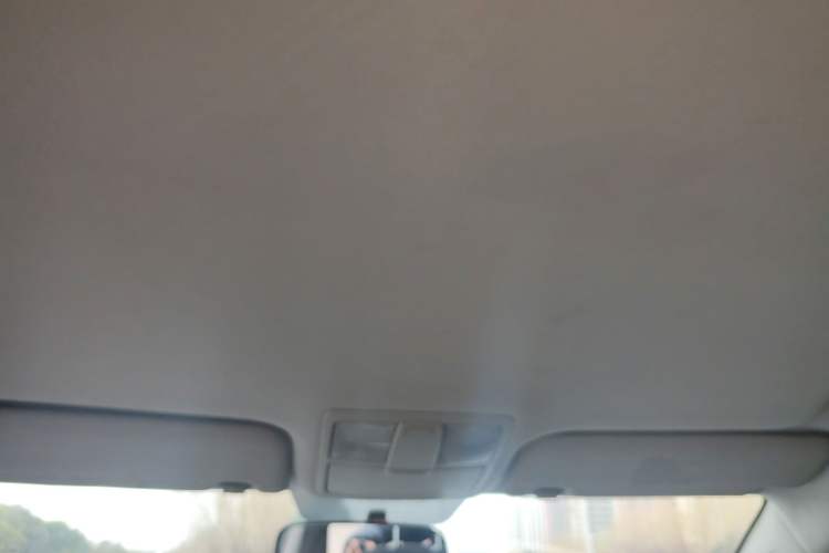 Used Kia Sportage R 2012 2.0L Manual Two-Wheel Drive GL Trim
