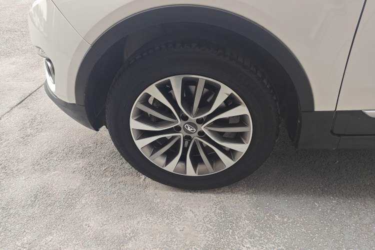 Used Cowin X5 2017 1.5T Manual Luxury Model
