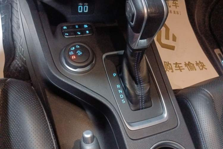 Used Ford Everest 2020 Sport Edition 2.3T Gasoline Automatic 4x4 Flagship Model with 7 Seats