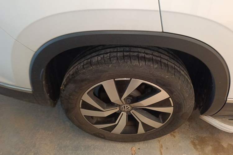 Used Volkswagen Tayron 2020 330TSI Two-Wheel Drive Luxury Smart Connectivity Version
