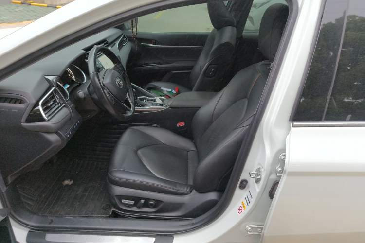 Used Toyota Camry 2018 2.5G Luxury Edition Left Front Seat