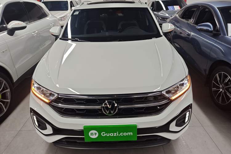 Used Volkswagen T-ROC 2024 300TSI DSG Two-Wheel-Drive Chen Guang Edition
