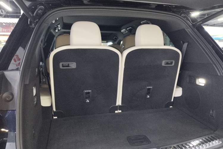 Used Li Auto L8 2024 Pro Model
