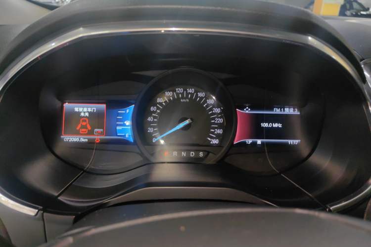 Used Ford Edge 2018 EcoBoost 245 Two-Wheel-Drive Titanium 7-Seater China VI Standard