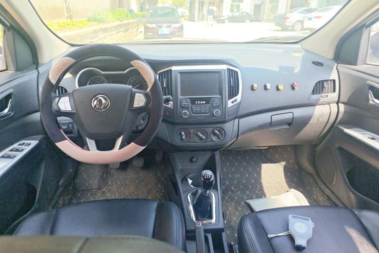 Used Dongfeng Aeolus AX3 2016 1.5L Manual ZhiKu Model
