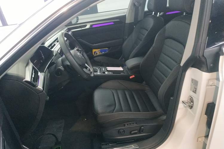 Used Volkswagen FAW-Volkswagen CC 2023 380TSI Striking Edition