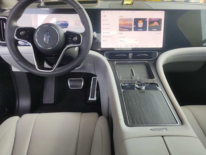 Used Hima AITO M9 2025 All-Electric Max Version 100 kWh 6-Seater — 9