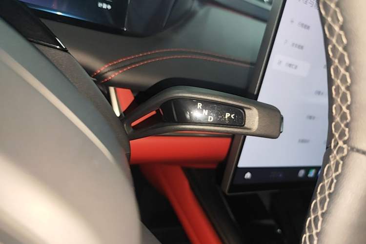 Used Xiaomi Auto SU7 2024 Four-Wheel-Drive Max Founder's Edition
