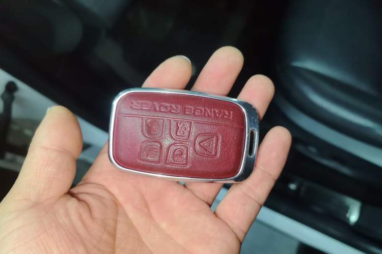 Used Land Rover Discovery Sport 2018 240 PS PURE Edition