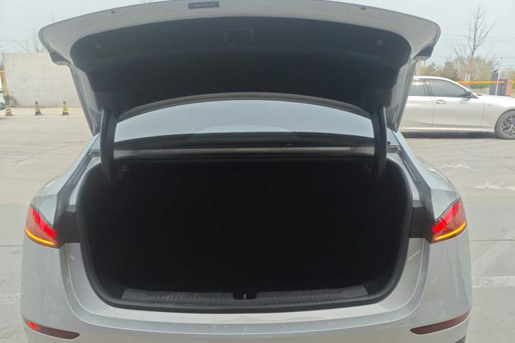 Used Roewe D7 2025 DMH 125km World Champion Edition