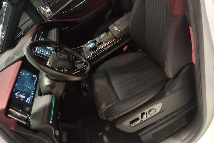 Used GAC Trumpchi M8 2023 Zongshi Series 400T Flagship Edition