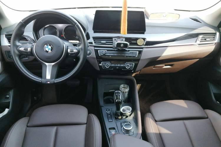 Used BMW X1 2022 sDrive25Li Leading Model
