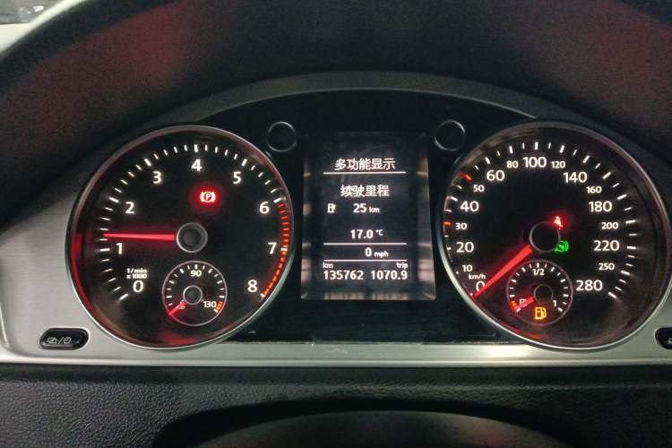 Used Volkswagen FAW-Volkswagen CC 2016 1.8TSI Prestige Model Instrument Cluster