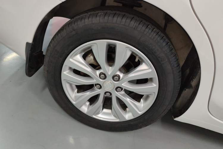 Used Buick GT 2021 Exemplar 1.5L Automatic Elite Version Exterior 5