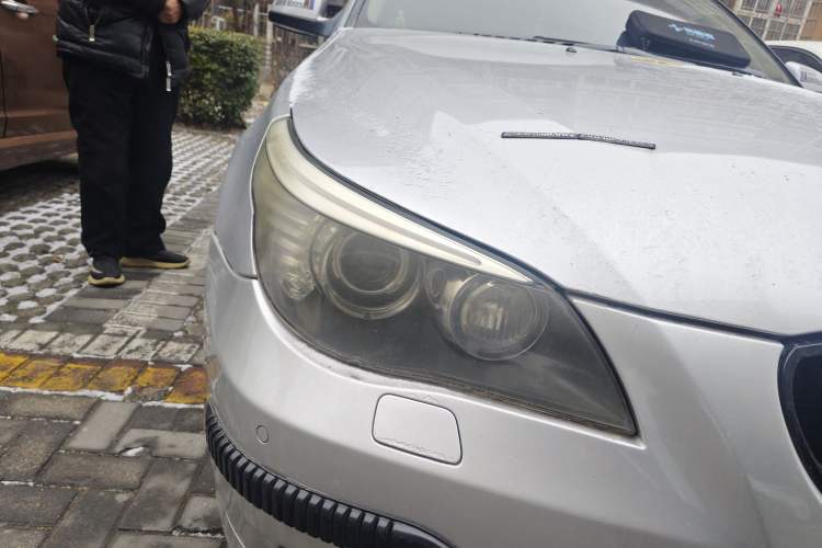 Used BMW 5 Series 2010 523Li Leading Model