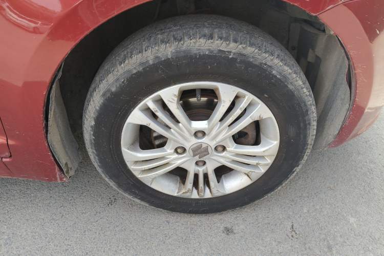 Used Suzuki Swift 2013 1.3L Manual Value Edition