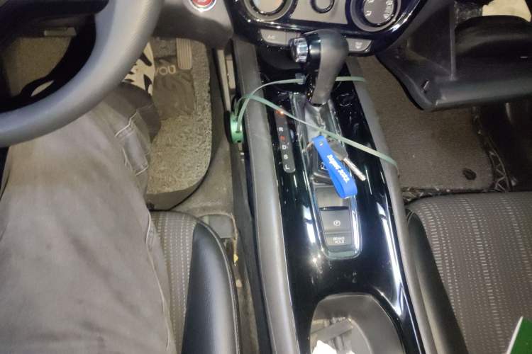 Used Honda Vezel 2017 1.8L CVT Front-Wheel Drive Pioneer Edition
