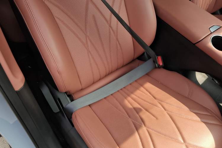 Used Geely Galaxy L6 2025 EM-i 60km Launch Edition Right Front Seat