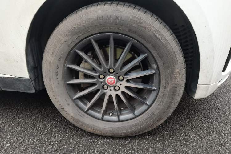 Used Jaguar F-PACE 2016 2.0T Two-Wheel Drive Urban Luxury Edition
