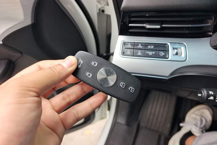 Used Roewe iMAX8 2021 400TGI Supreme Series Prestige Edition