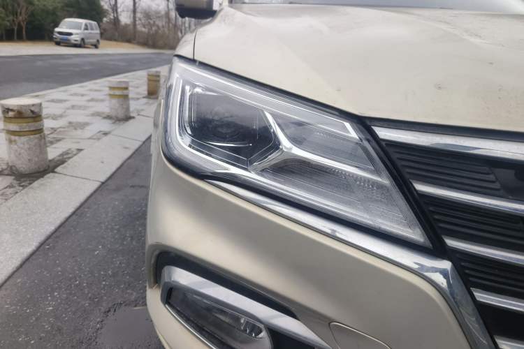 Used Roewe i5 2019 1.5L Automatic 4G Connected Langhao Edition
