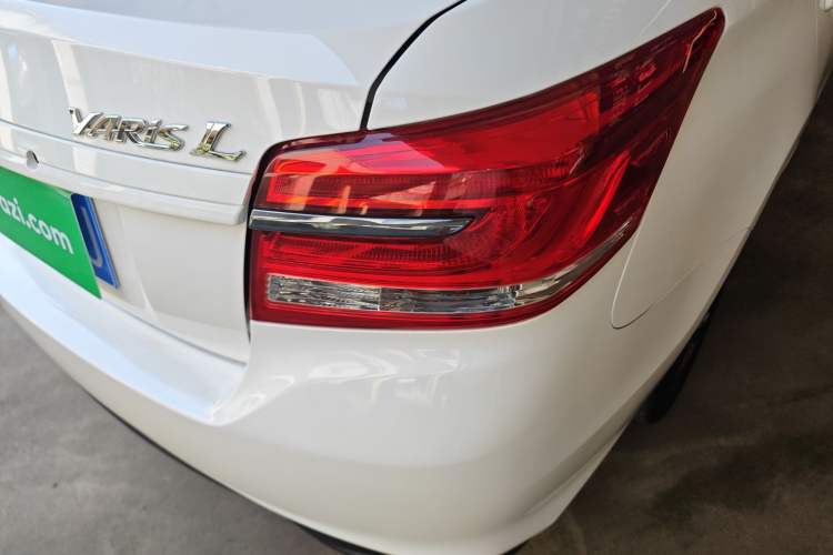 Used Toyota YARiS L Zhi Xiang 2019 1.5E CVT Dynamic Edition China VI compliant Right Rear Taillight