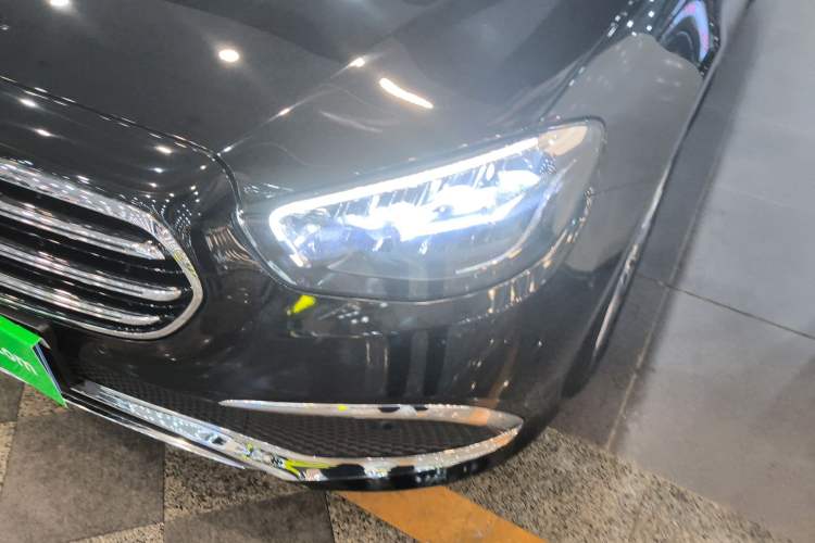 Used Mercedes-Benz E-Class 2023 Facelift E 260 L