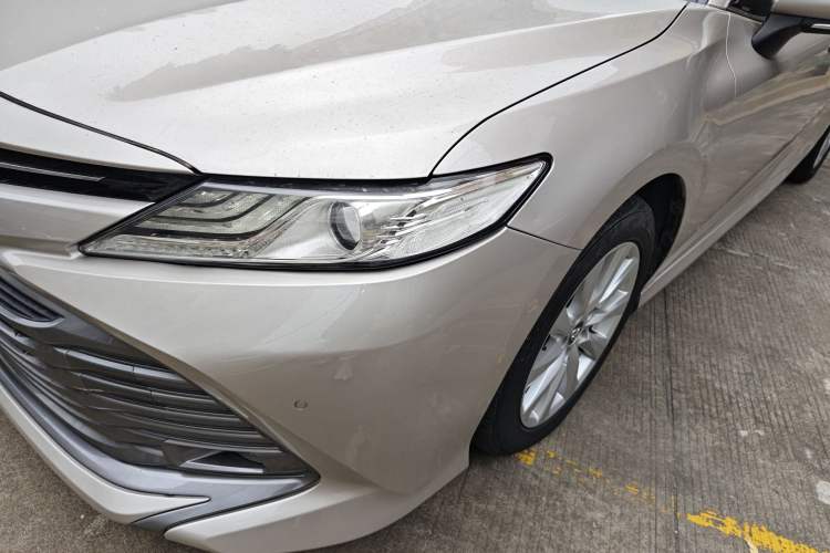 Used Toyota Camry 2019 Revised Version 2.0G Luxury Edition
