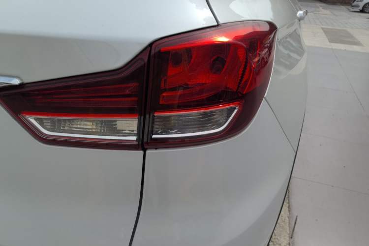 Used Hanteng X7 2016 1.5T Manual Luxury Edition