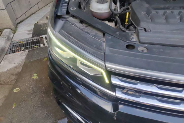 Used Volkswagen Tiguan 2017 330TSI Four-Wheel Drive High-End Model