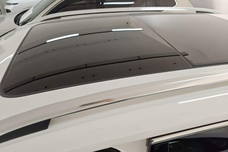 Used Volkswagen Tharu 2019 280TSI Two-Wheel Drive Luxury Version China VI Standard Roof