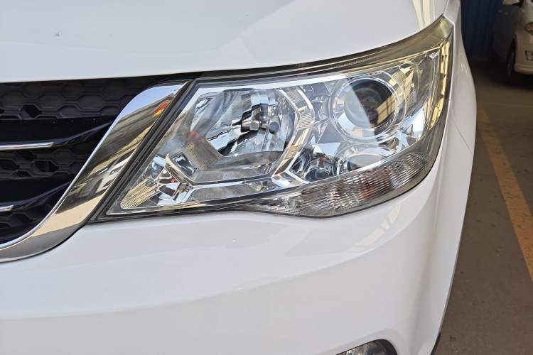 Used Baojun 730 2016 1.5L Manual Comfort Version 7 Seats China V Emission Standard