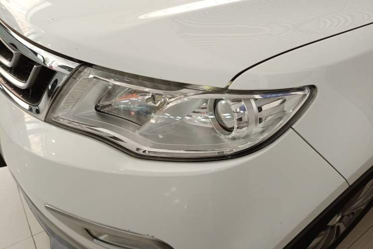 Used Geely Auto Emgrand X7 Sport 2016 1.8TD Automatic Smart Connectivity Version Left Front Headlight