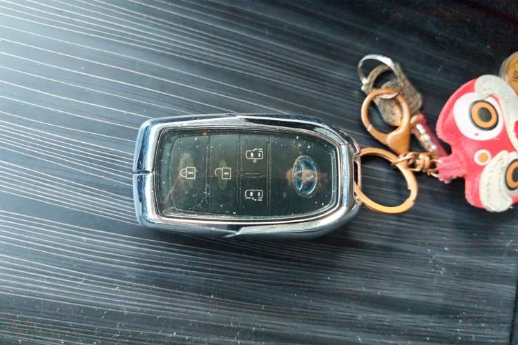 Used Toyota SIENNA 2024 2.5L Hybrid Comfort Edition Interior 1