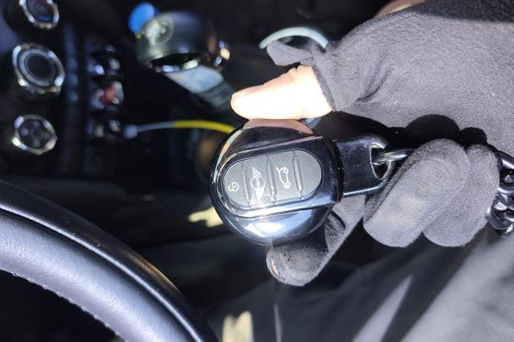 Used MINI 2014 1.2T ONE+