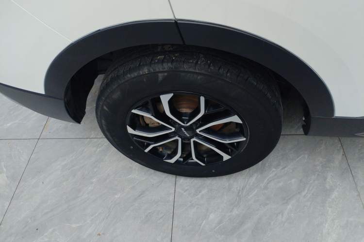 Used Haval H6 2021 National Trend Edition 1.5T Automatic Urban Version Right Rear Wheel Hub