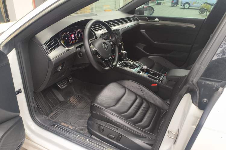 Used Volkswagen FAW-Volkswagen CC 2020 330TSI Glamour Edition China VI Standard
