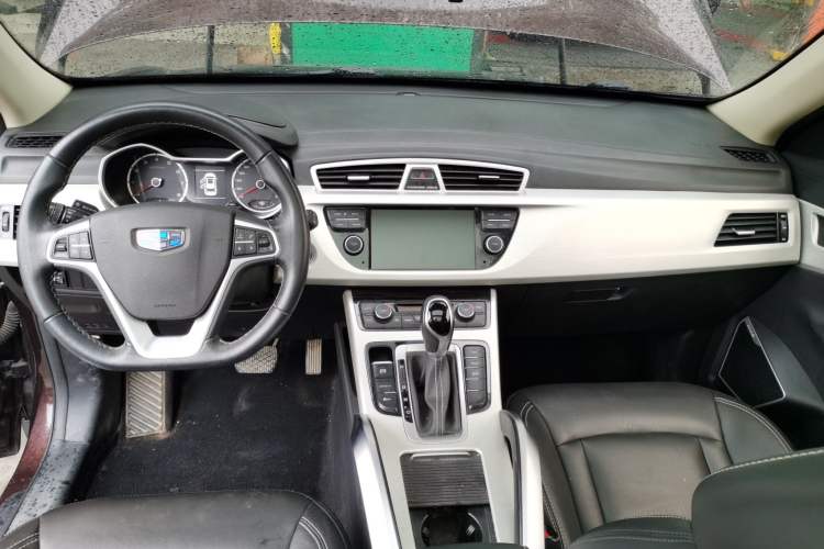 Used Geely Auto Emgrand X7 Sport 2018 1.8TD Automatic Two-Wheel Drive Zhiya Model