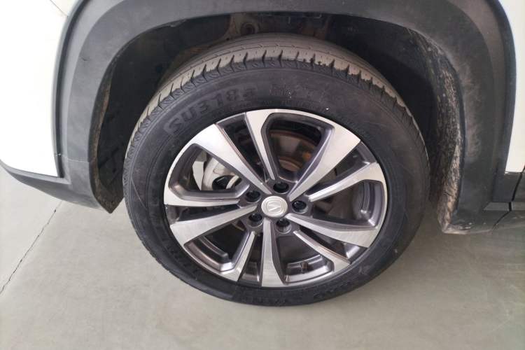 Used CHANGAN CS35PLUS 2022 Blue Whale NE 1.4T DCT Luxury Model Left Front Wheel Hub