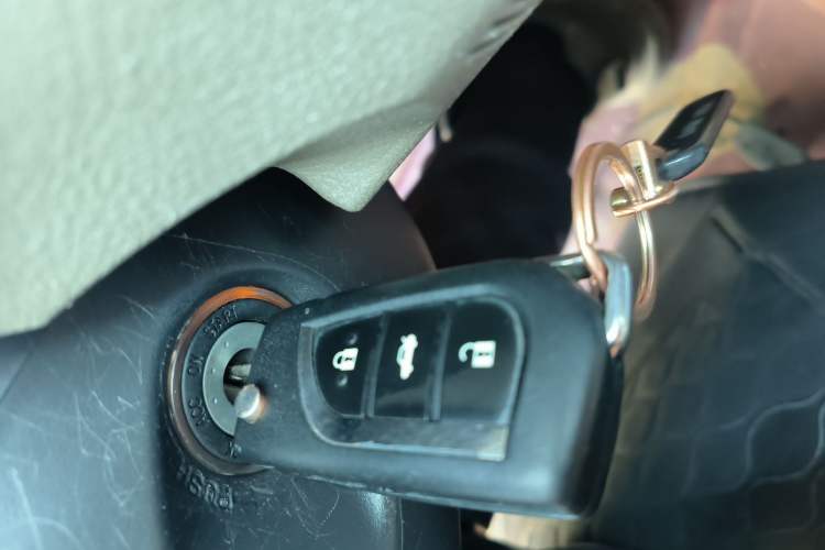 Used Toyota Corolla 2013 Special Edition 1.6L Automatic Cool GL Model Vehicle Key