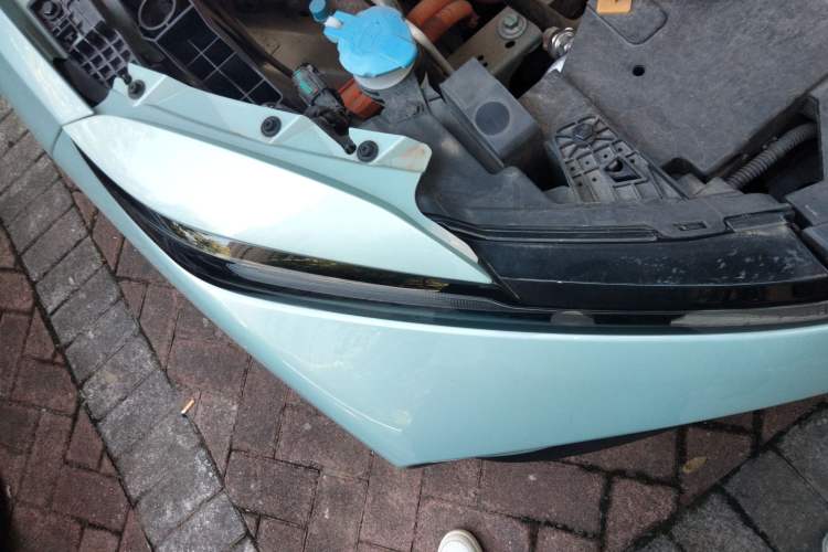 Used Geometry E Firefly 2024 301km Flowing Light
