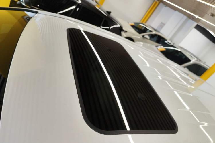 Used Toyota Sienna 2024 2.5L Hybrid Four-Wheel Drive Prestige Edition
