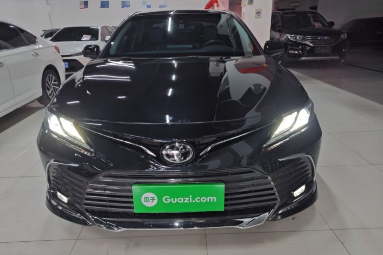 Used Toyota Camry 2023 2.0G Luxury Edition
